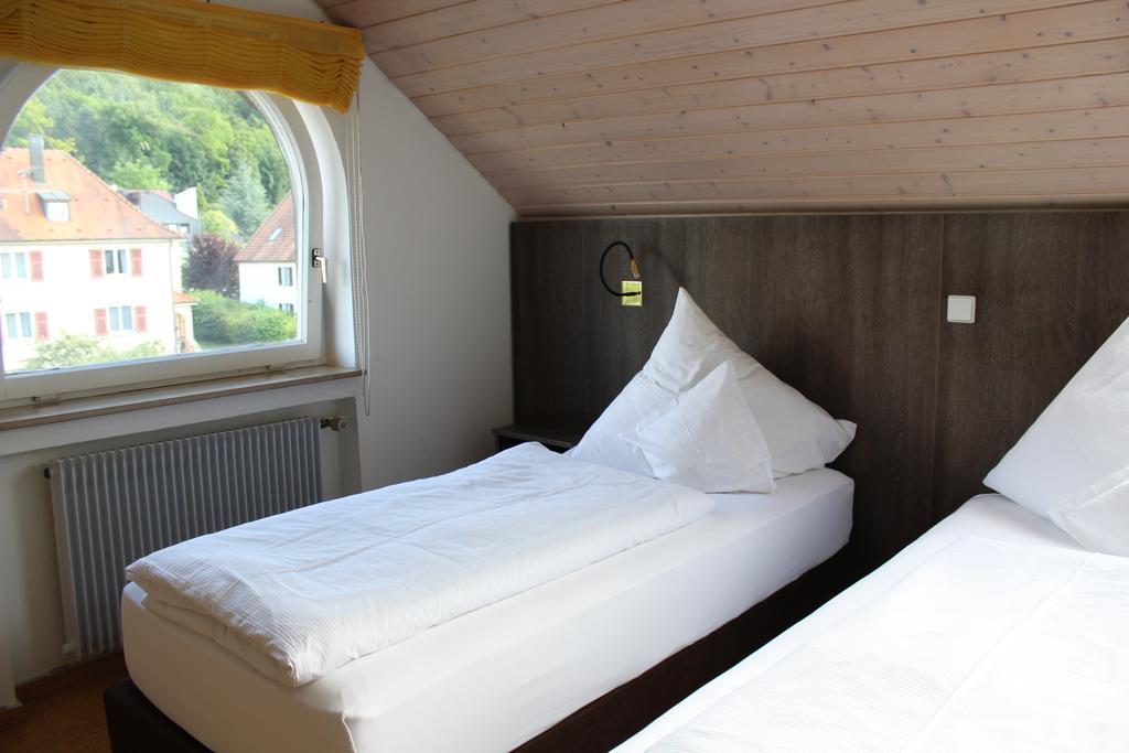 Hotel Gasthof Roessle Rottenburg am Neckar Buitenkant foto