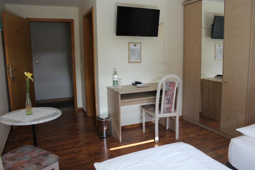 Hotel Gasthof Roessle Rottenburg am Neckar Buitenkant foto