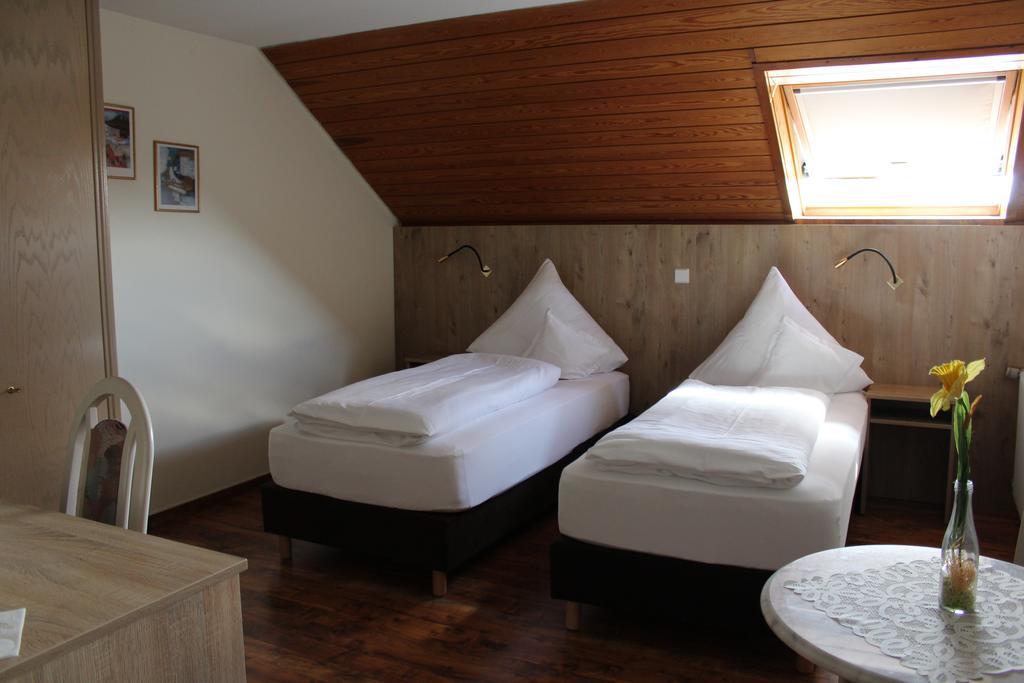Hotel Gasthof Roessle Rottenburg am Neckar Buitenkant foto
