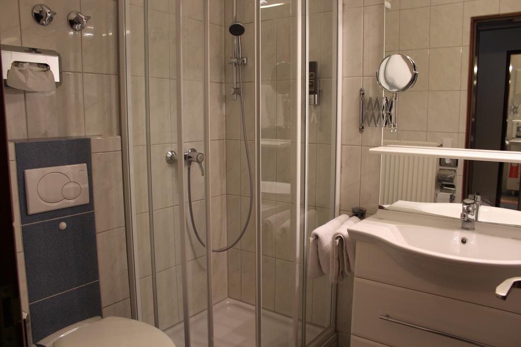 Hotel Gasthof Roessle Rottenburg am Neckar Buitenkant foto