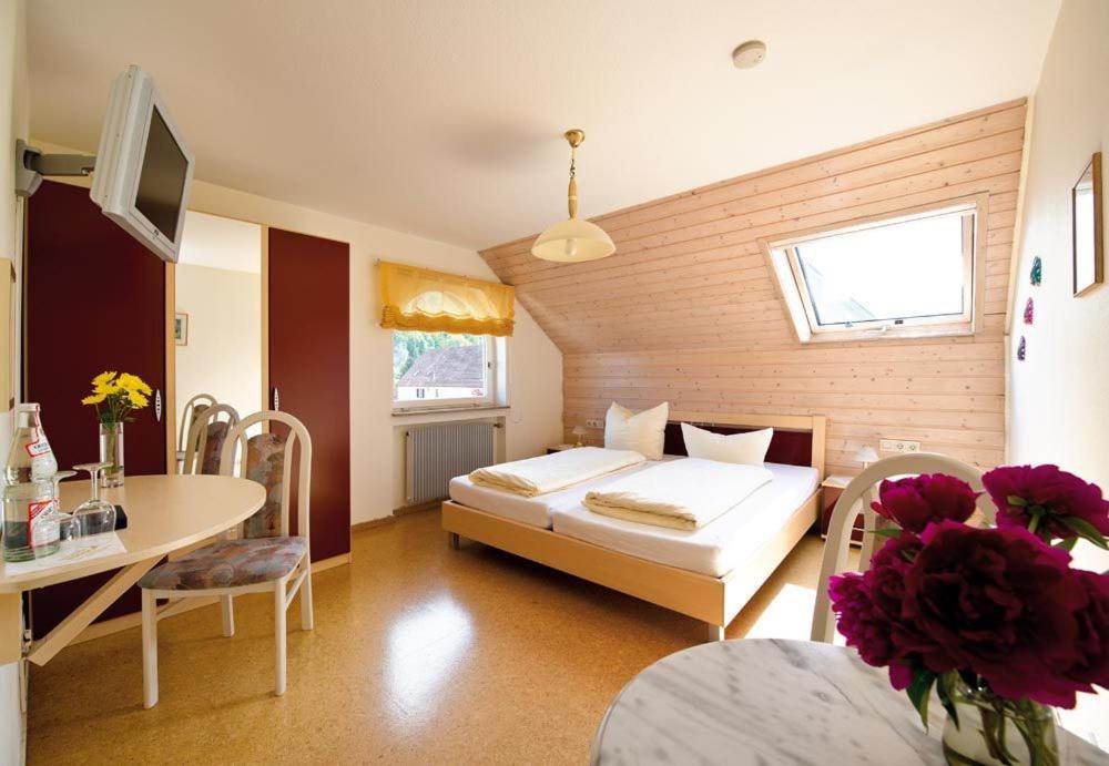 Hotel Gasthof Roessle Rottenburg am Neckar Kamer foto